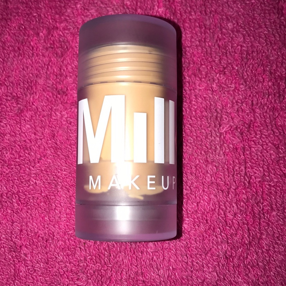 MILK MAKEUP MATTE BLUR STICK